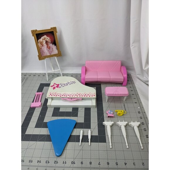 Mattel Barbie Grand Piano Sofa Table Framed Picture Lot - Picture 2 of 16